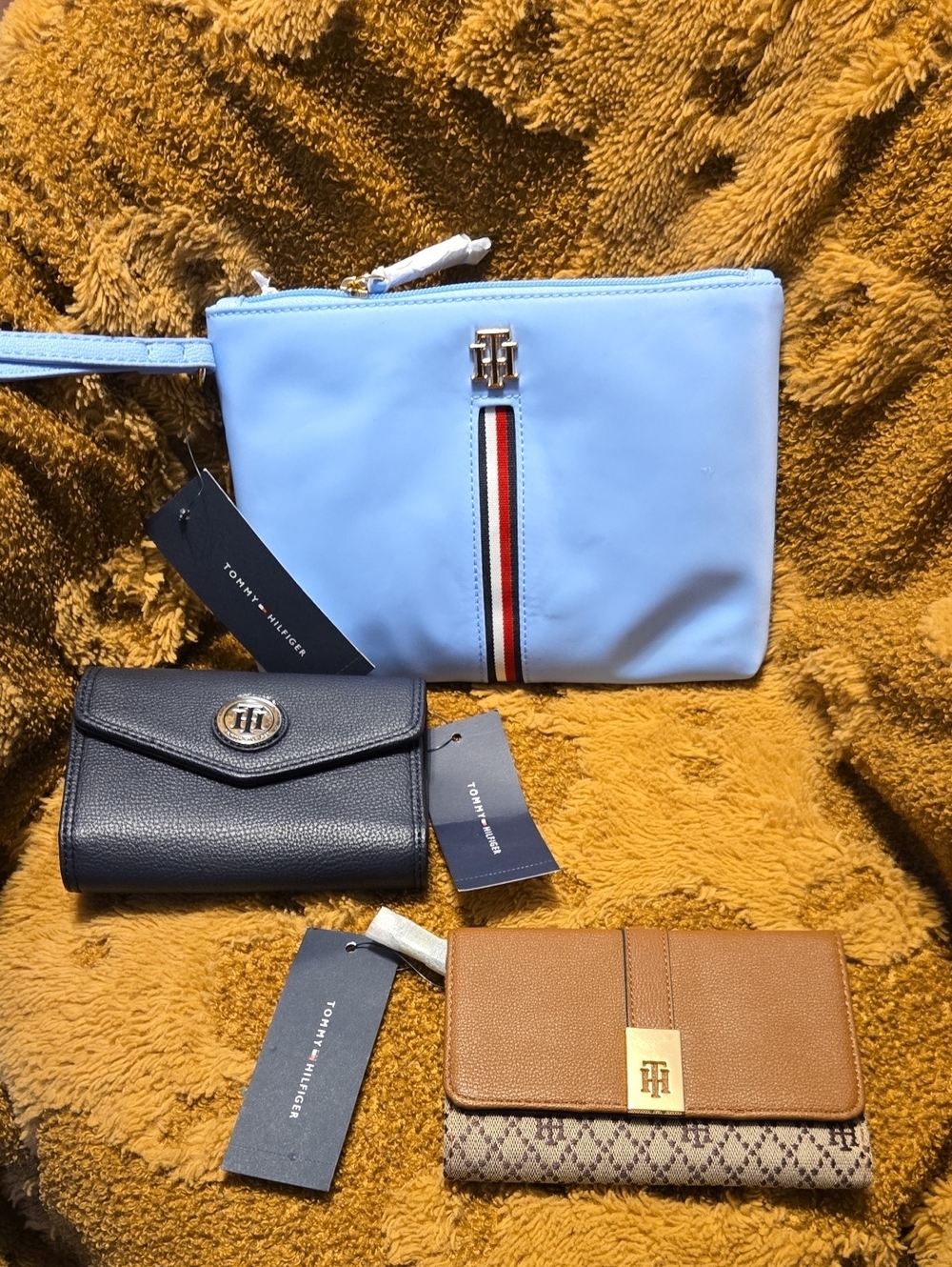 BUNDLE"3 Tommy Hilfiger Pastel Blue Wristlet with Navy and Tan Wallets